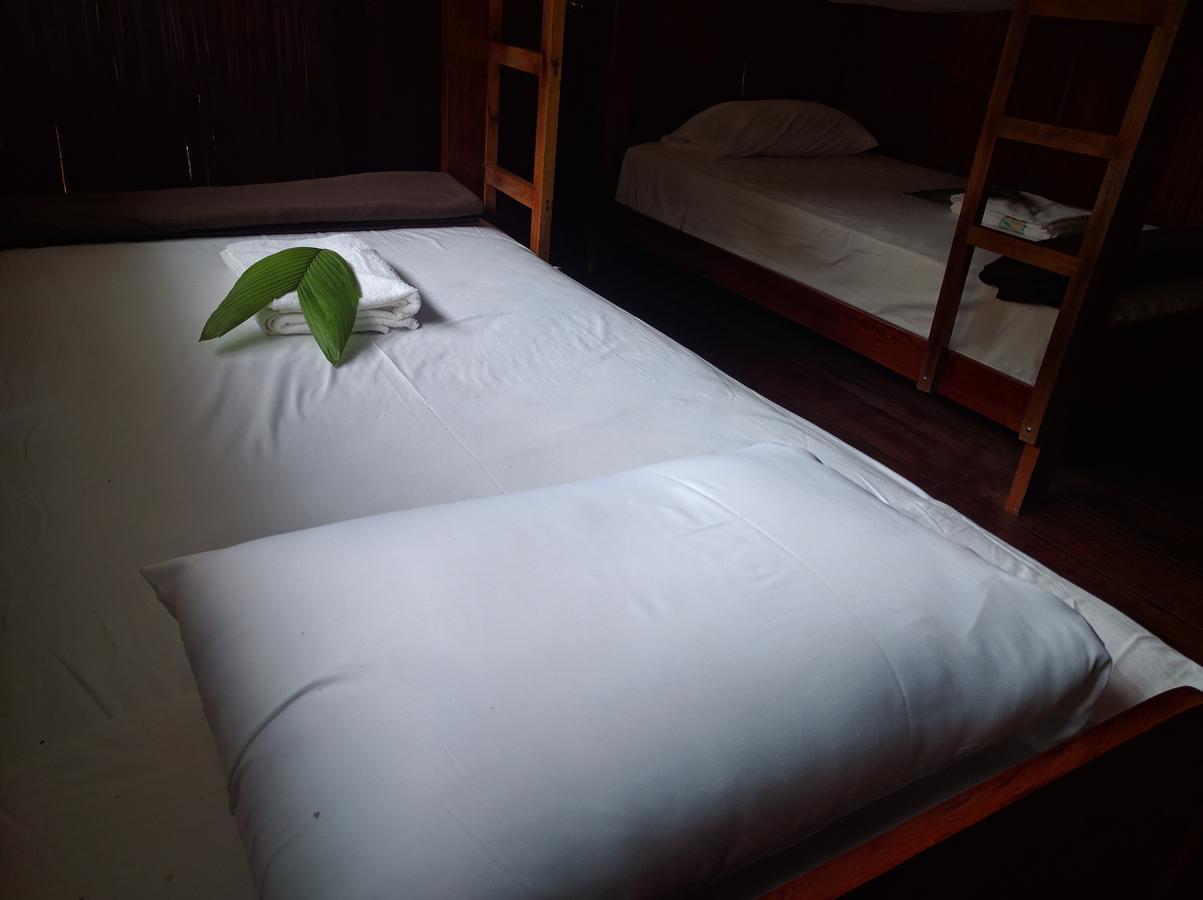 Green Forest Ecolodge Puerto Montufar ภายนอก รูปภาพ