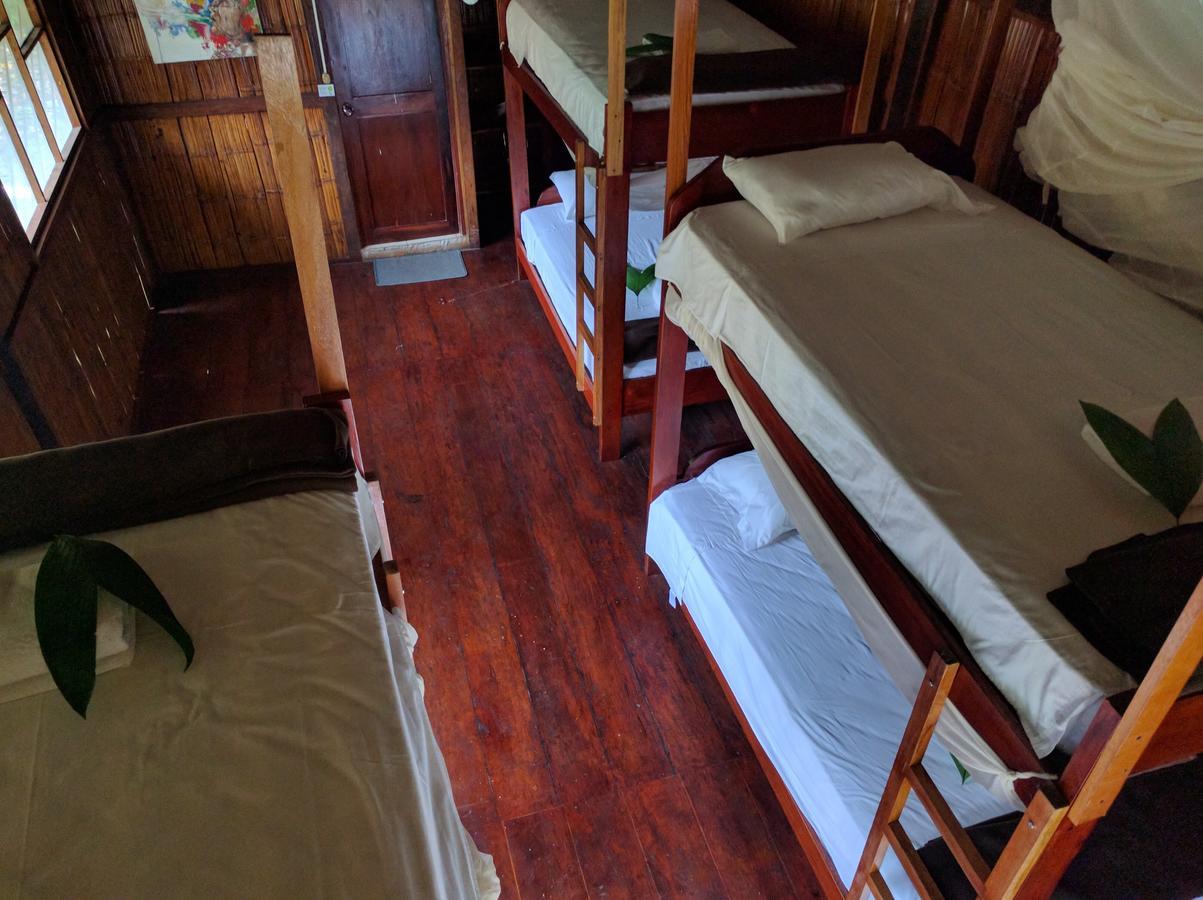 Green Forest Ecolodge Puerto Montufar ภายนอก รูปภาพ